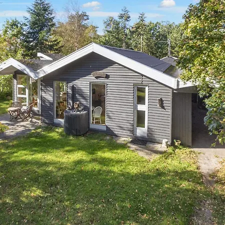 بيت للعطل Tranquil Waterside Retreat-by Traum Thyholm